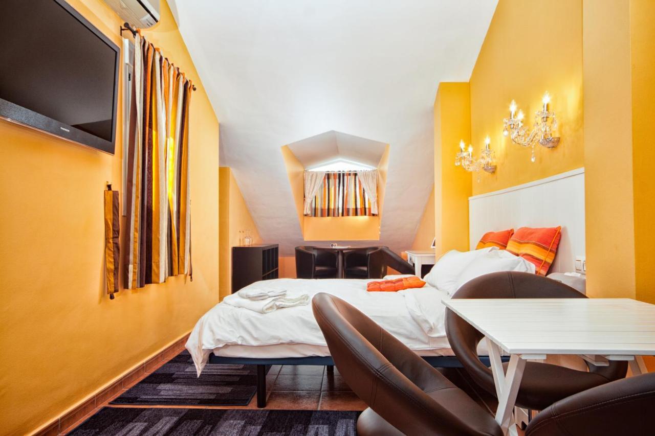Boutique Hotel Pueblo Benalmádena Esterno foto