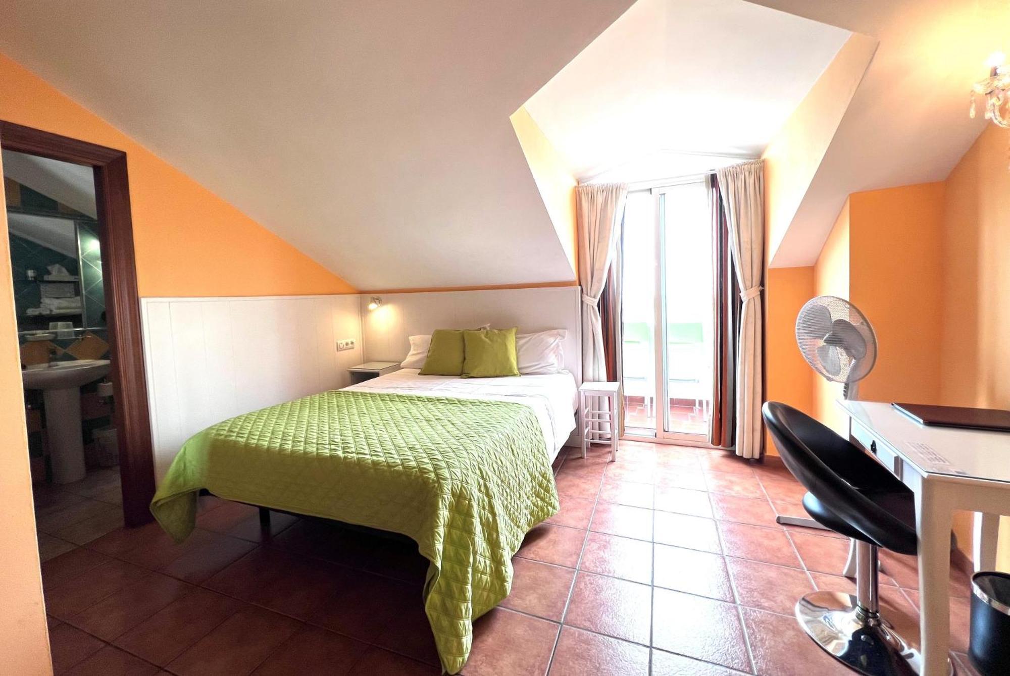 Boutique Hotel Pueblo Benalmádena Esterno foto