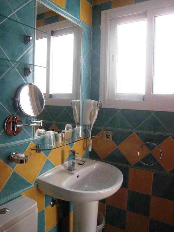 Boutique Hotel Pueblo Benalmádena Esterno foto