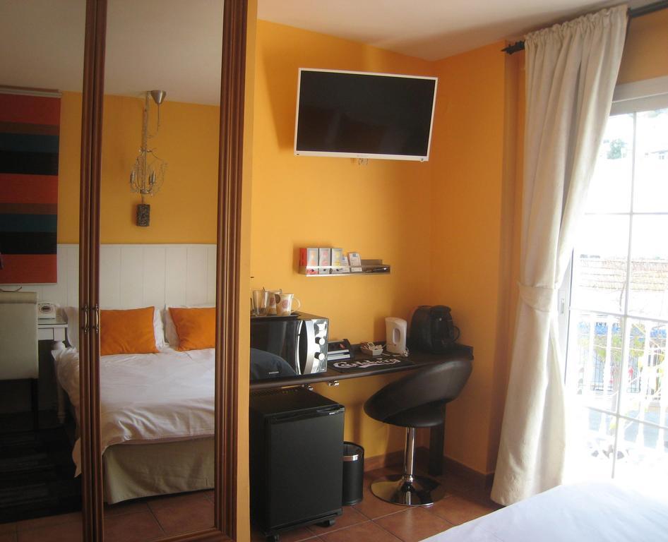 Boutique Hotel Pueblo Benalmádena Esterno foto