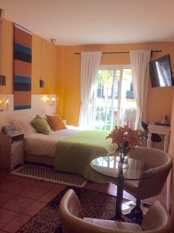 Boutique Hotel Pueblo Benalmádena Esterno foto