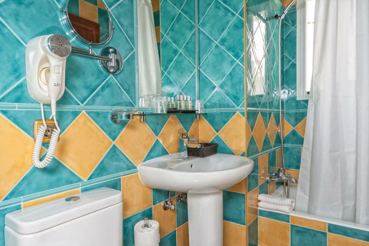 Boutique Hotel Pueblo Benalmádena Esterno foto